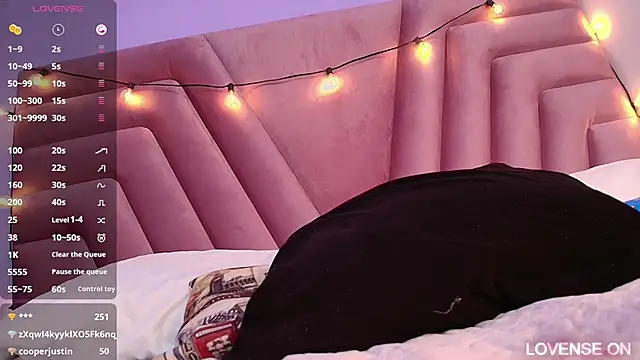 Beautifulskinny18 online show from March 15, 2025, 5:19 am