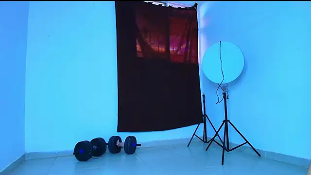 Thomass00 online show from February 20, 2026, 2:06 pm