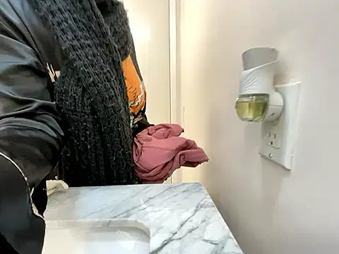 wynterheat online show from January 12, 2025, 5:11 pm