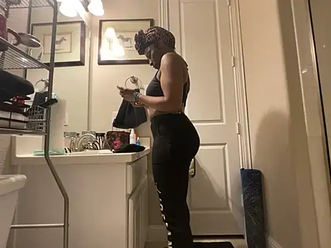 wynterheat online show from March 8, 2026, 4:55 pm