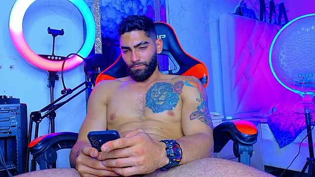 Rich boy01 online show from March 13, 2026, 1:45 am