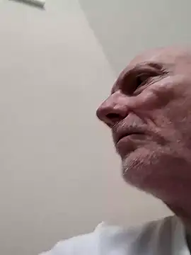 OlderPerv61 online show from December 12, 2024, 2:00 pm