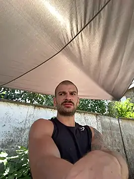 Snapshot of Greyoff chatting on July 20, 2026, 12:29 pm Greyoff online show from July 20, 2026, 12:29 pm