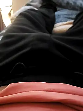 mateomalp675 90 online show from November 29, 2025, 8:39 am