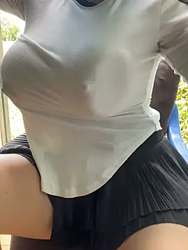 Bella cum online show from March 11, 2025, 4:32 am