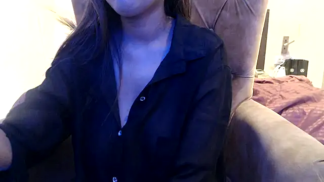 chhui mui online show from March 3, 2025, 8:21 pm