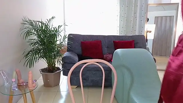 camil milfdream online show from February 10, 2025, 1:44 pm