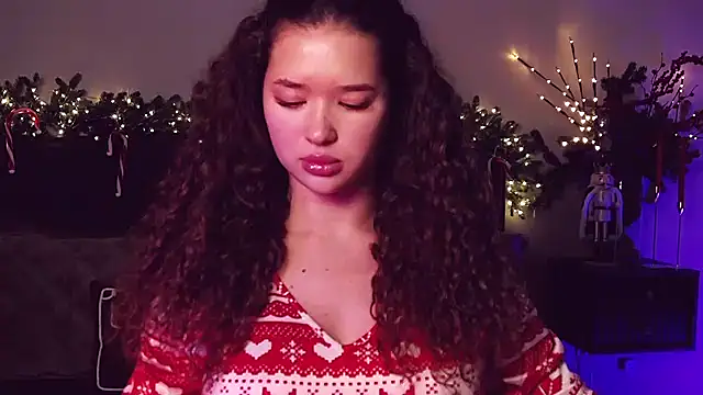 Denise Garciia online show from December 22, 2024, 1:44 pm