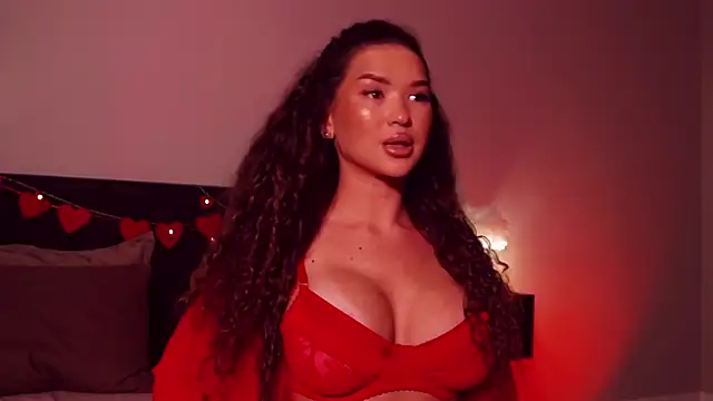 Denise Garciia online show from February 18, 2025, 3:21 pm