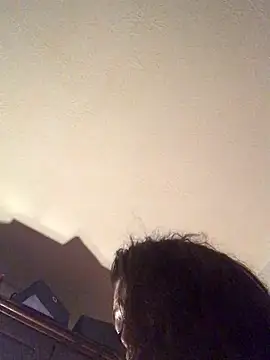 fantasymade69 online show from December 3, 2024, 8:38 am