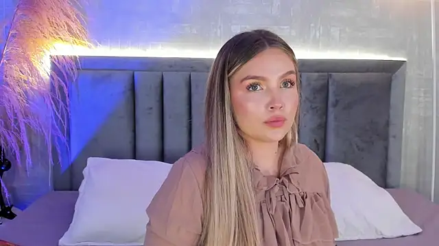 GaiaBaker online show from October 23, 2025, 5:12 pm