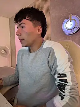 Logan smith1 online show from October 19, 2025, 5:35 pm