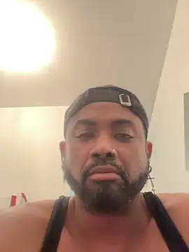 Snapshot of nickgode69 chatting on January 25, 2025, 12:06 am nickgode69 online show from January 25, 2025, 12:06 am