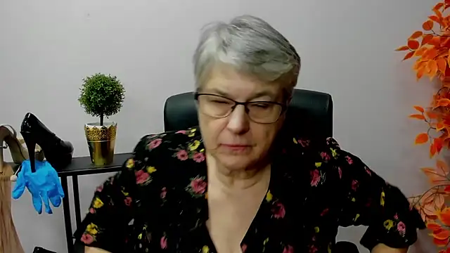 IrisDream online show from January 13, 2025, 1:49 pm