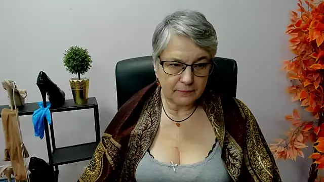 IrisDream online show from January 29, 2025, 10:48 am