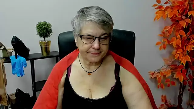 IrisDream online show from February 5, 2025, 7:18 am