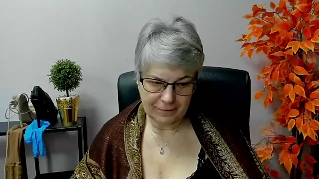 IrisDream online show from March 13, 2025, 7:20 am