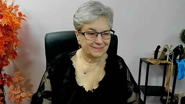 IrisDream online show from October 29, 2025, 7:21 am