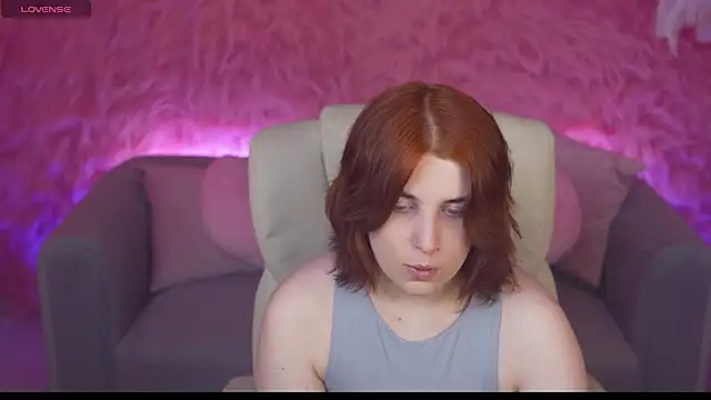 FoxyRayy online show from April 25, 2026, 6:16 am