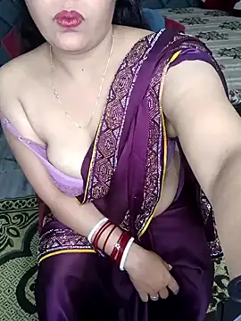 Cute-Raashii online show from February 8, 2025, 9:46 pm