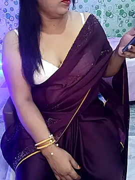 Cute-Raashii online show from September 25, 2025, 11:30 pm