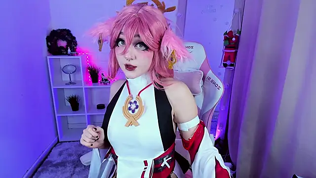 Aki  Ra online show from December 28, 2024, 9:51 pm