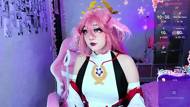 Aki  Ra online show from February 12, 2025, 9:01 pm