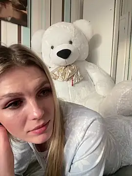 Liya my online show from December 17, 2025, 1:28 pm