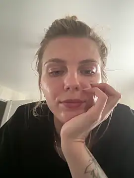 Liya my online show from April 25, 2026, 8:06 am