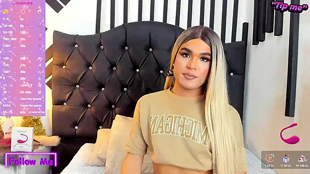 AllisonsweetZ online show from December 31, 2024, 8:12 pm