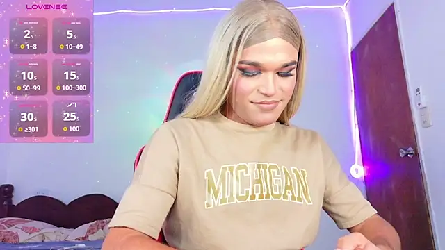 AllisonsweetZ online show from October 16, 2025, 6:42 pm