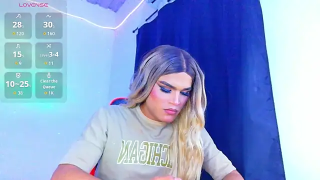 AllisonsweetZ online show from April 28, 2026, 4:17 am
