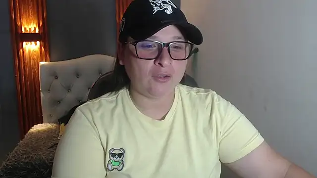 katty femdom online show from April 21, 2026, 12:22 pm