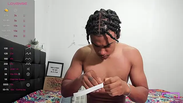 RoddyRich11 online show from October 15, 2025, 11:32 am