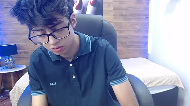 jhoellx online show from February 12, 2025, 1:16 pm