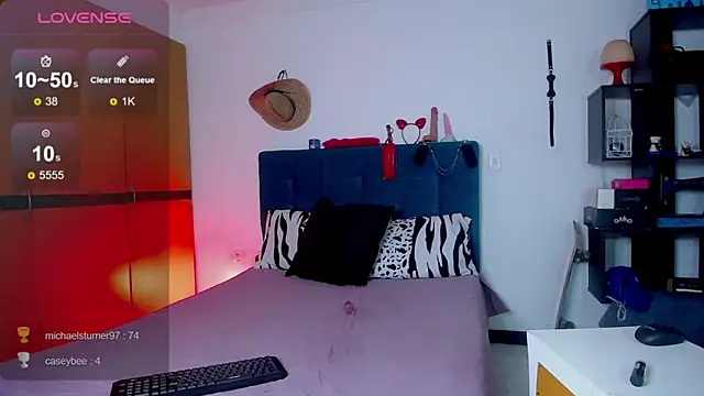 diabla sexyboobs online show from February 15, 2025, 12:04 am