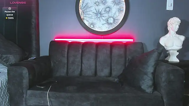 Snapshot of khriss_brown chatting on January 24, 2025, 1:13 am khriss brown online show from January 24, 2025, 1:13 am