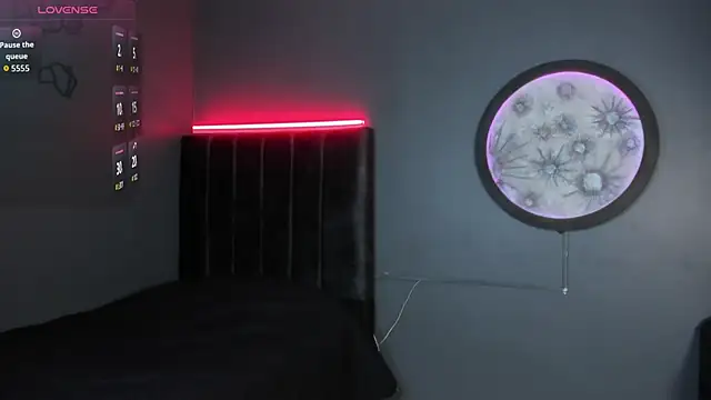 Snapshot of khriss_brown chatting on November 4, 2025, 9:25 pm khriss brown online show from November 4, 2025, 9:25 pm