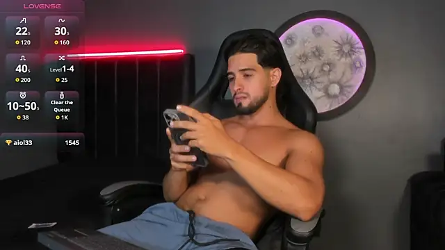 Snapshot of khriss_brown chatting on November 15, 2025, 12:41 am khriss brown online show from November 15, 2025, 12:41 am