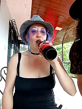 sophie banger online show from December 28, 2024, 9:08 pm