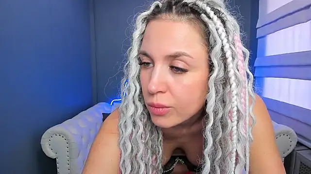 rock n roxy online show from January 16, 2025, 8:11 am