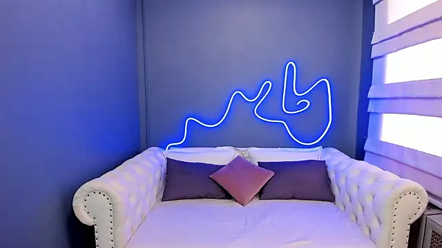 rock n roxy online show from March 21, 2025, 8:06 am