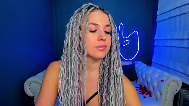 rock n roxy online show from December 5, 2025, 1:25 am