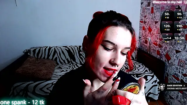 Miya Wey  online show from December 8, 2024, 11:35 am