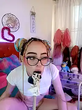 Yennastone online show from December 21, 2024, 8:10 pm