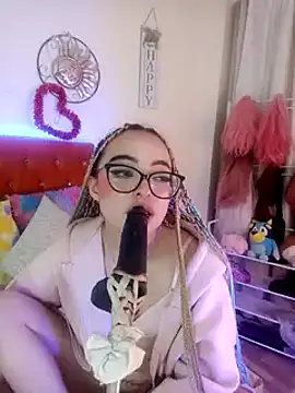 Yennastone online show from December 22, 2024, 6:17 am