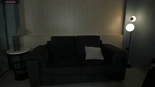 Snapshot of ChloePreston_ chatting on June 7, 2026, 11:03 am ChloePreston online show from June 7, 2026, 11:03 am