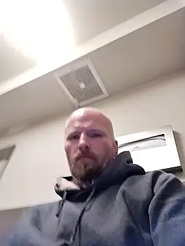 shawners81 online show from December 1, 2025, 10:53 am