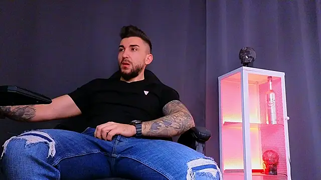 MightyAaron66 online show from February 24, 2025, 4:49 am