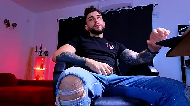 MightyAaron66 online show from October 9, 2025, 5:16 am